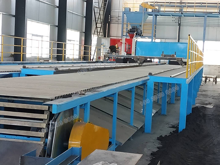 全自動(dòng)造型機(jī)鏈板輸送線.jpg 全自動(dòng)造型機(jī)鏈板輸送線.jpg